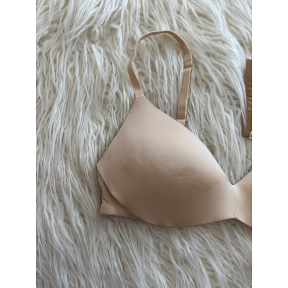 Skims Wireless Form Pushup Plunge Bra Sand Size 32B - Picture 5 of 8